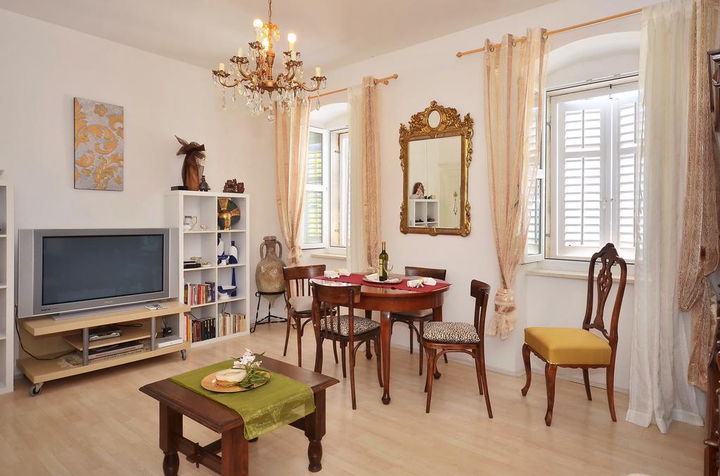 Apartment Pere S Mora Mimice Szoba fotó